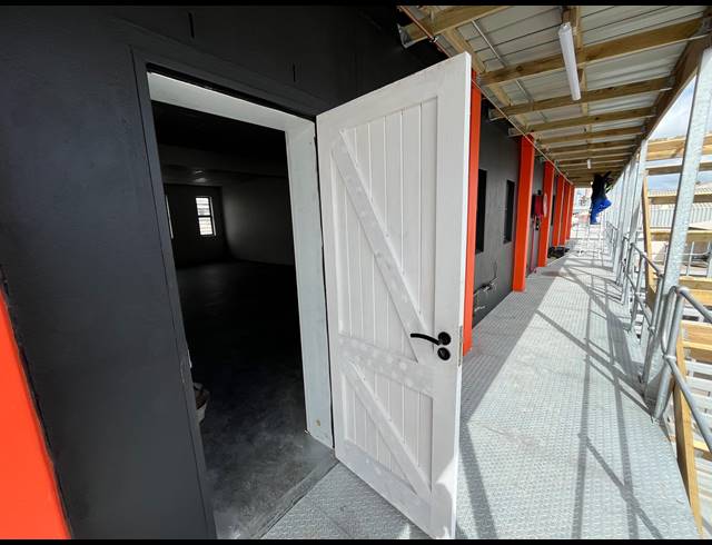 198M² WAREHOUSE TO LET IN NDABENI